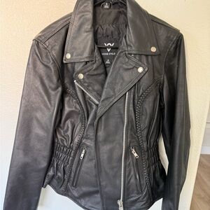 Leather women's Jacket. Made in Italy.  Viking size small